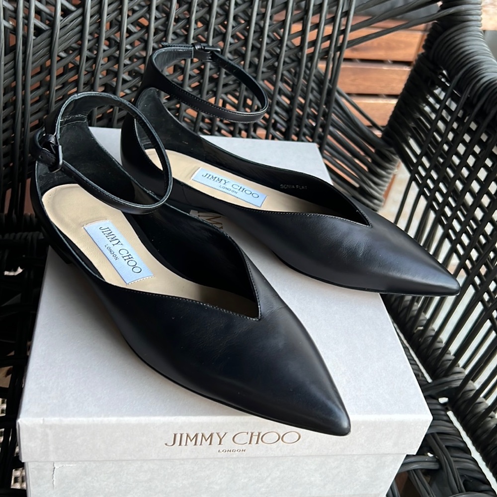 AUTHENTIC JIMMY CHOO Sonia flats